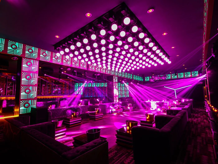Adimsa Installs High-Tech Elation Lighting at Bisoü Club in Monterrey -  MONDO-DR